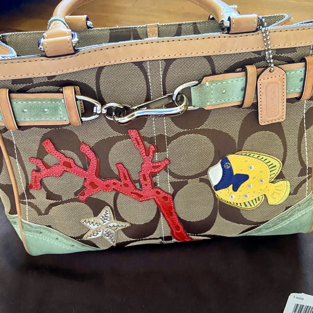 Coach Bag - Picture 6 of 9